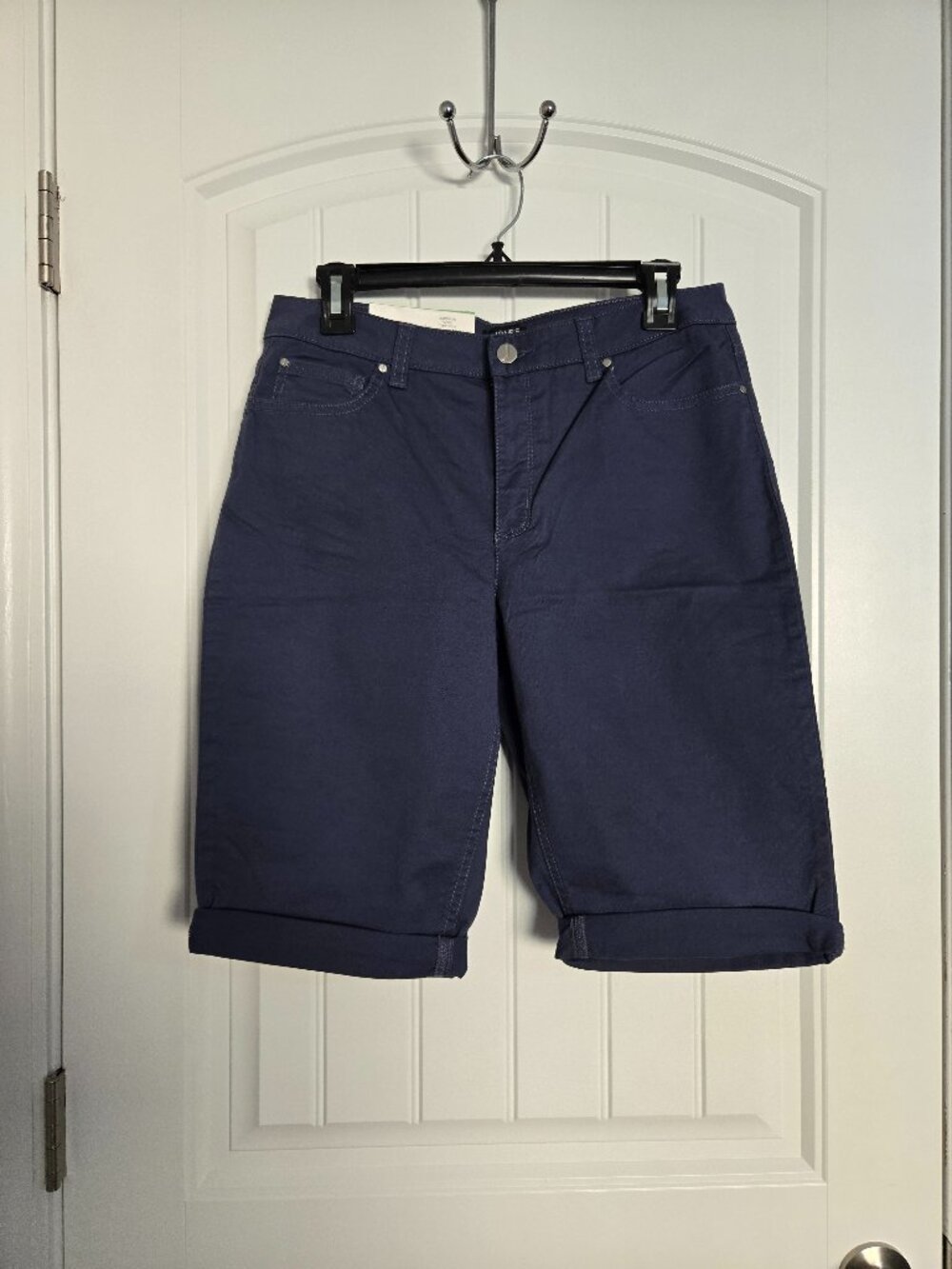 Jones New York Signature Lexington Bermuda Short | Size 10 | Pacific/Navy NWT